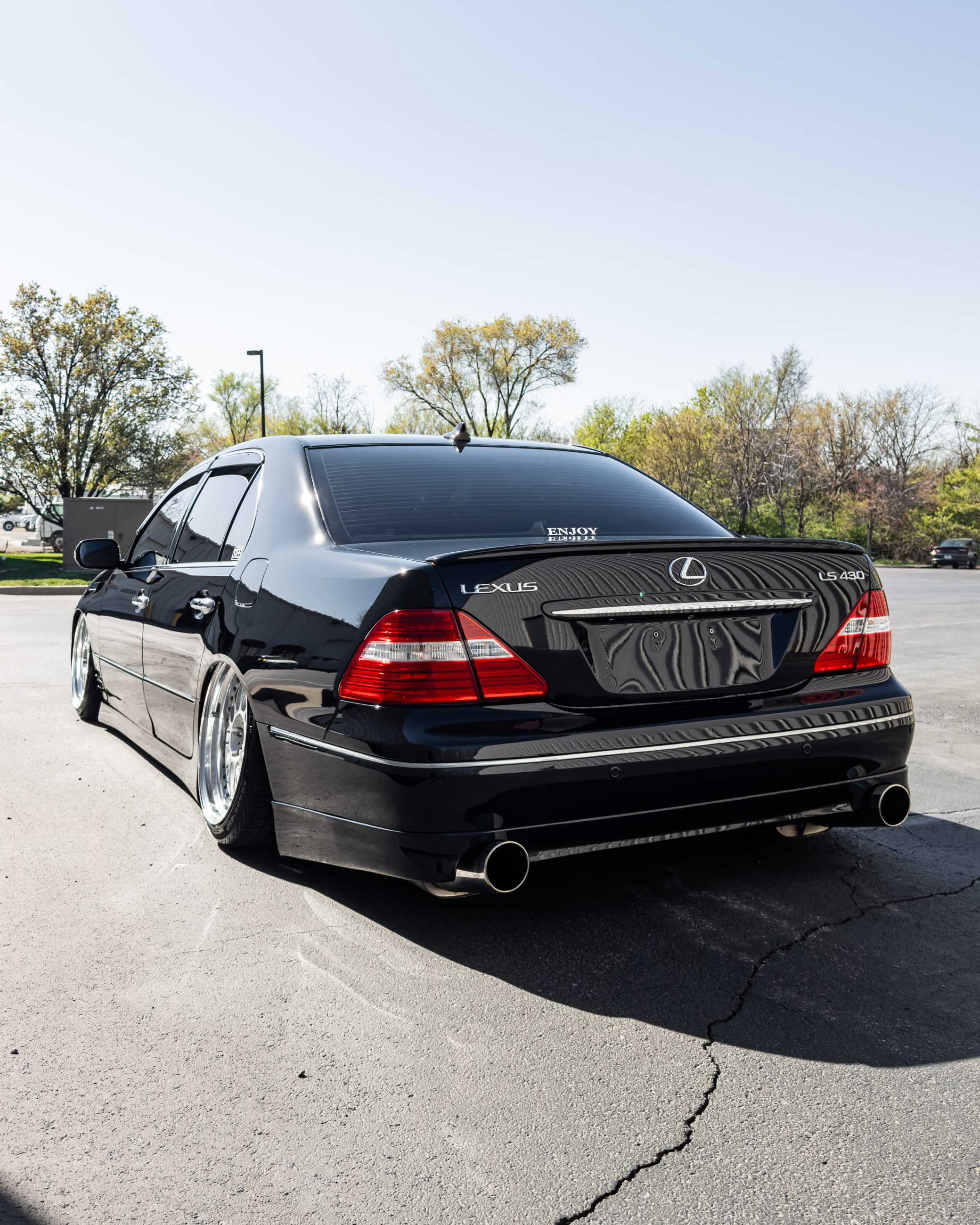 2005 LEXUS LS 430 photo