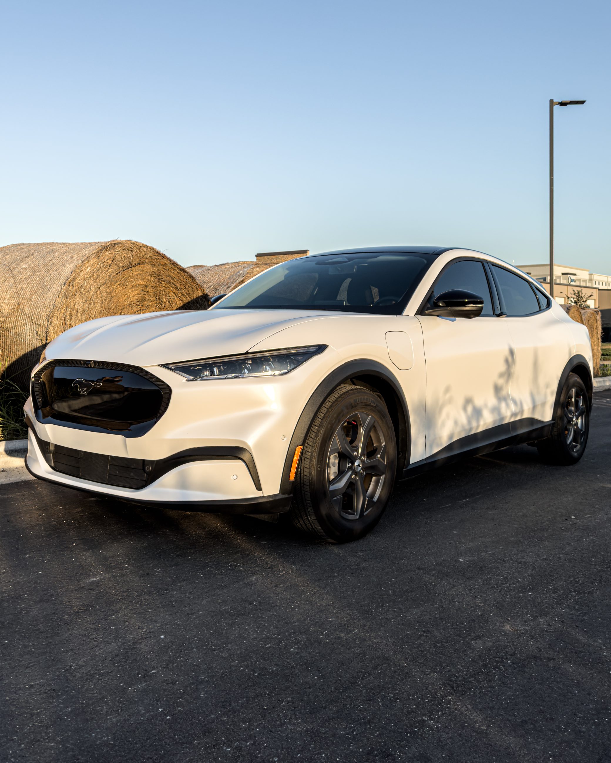 2022 FORD Mustang Mach-E photo